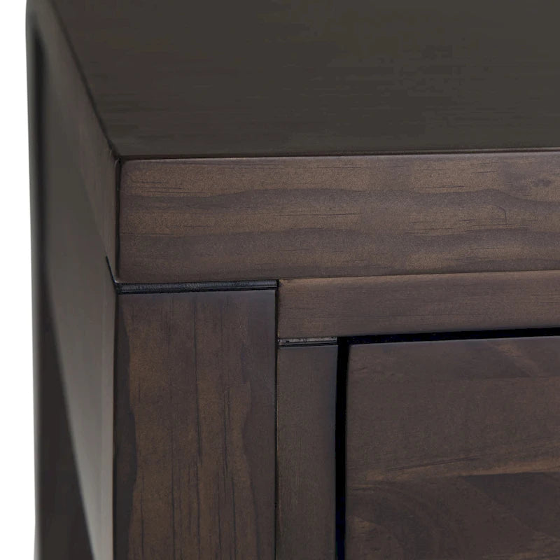 Bureau contemporain WYNDENHALL Fabian en bois massif de 152 cm de large