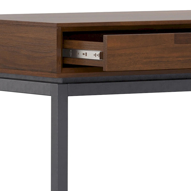 Bureau industriel en bois massif WYNDENHALL Devlin de 183 cm de large