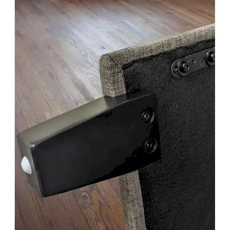 Cadre de lit Republic Design House 14 avec 4 pieds