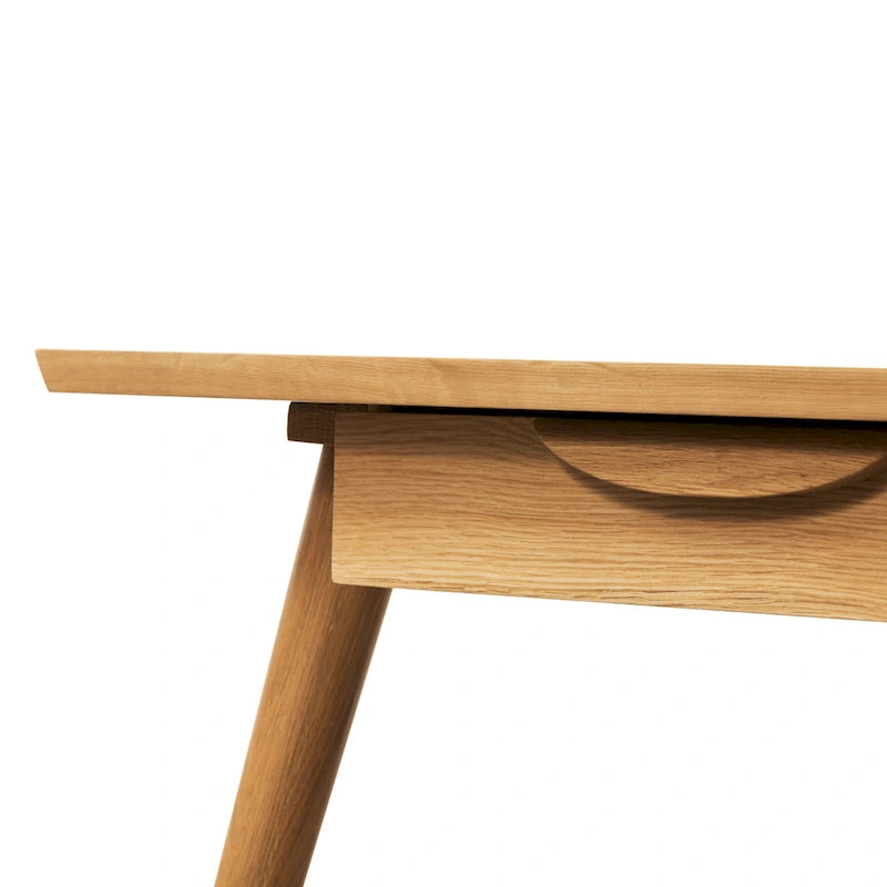 Bureau Etta de Poly &amp; Bark - Bois massif avec deux tiroirs à fermeture amortie