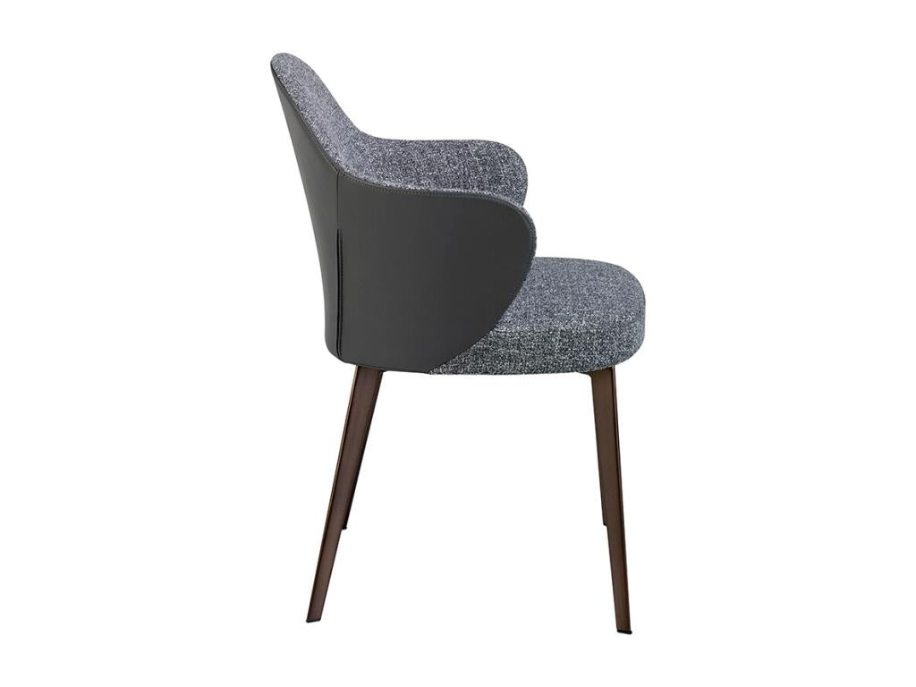 Fauteuil en cuir gris