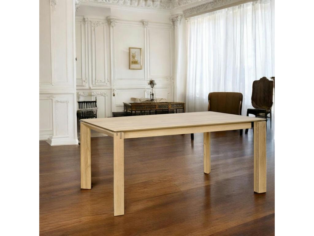 Table de salle à manger en chêne beige